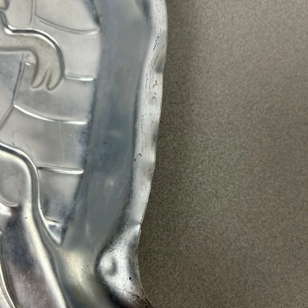 Dinosaur‎ Partysaurus T-Rex Cake Pan Baking Mold 1987 Wilton 2105-1280